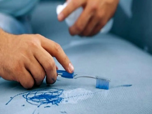 چگونه رنگ جوهر و خودکار را از روی پارچه مبل پاک و محو کنیم؟؟؟